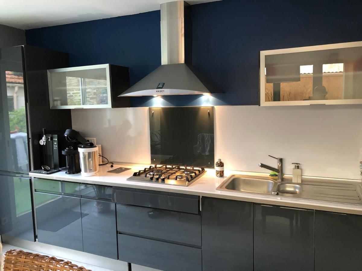 Agreable Maison De Ville ,Calme Avec Tous Les Commerces A 150M Cherbourg-en-Cotentin Exterior photo
